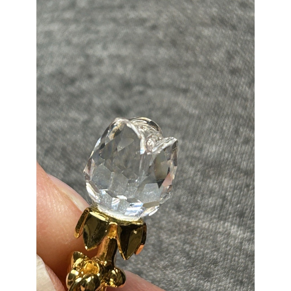vintage 1960's signed Swarovski crystal gold tone tulip flower pin - Picture 4 of 4